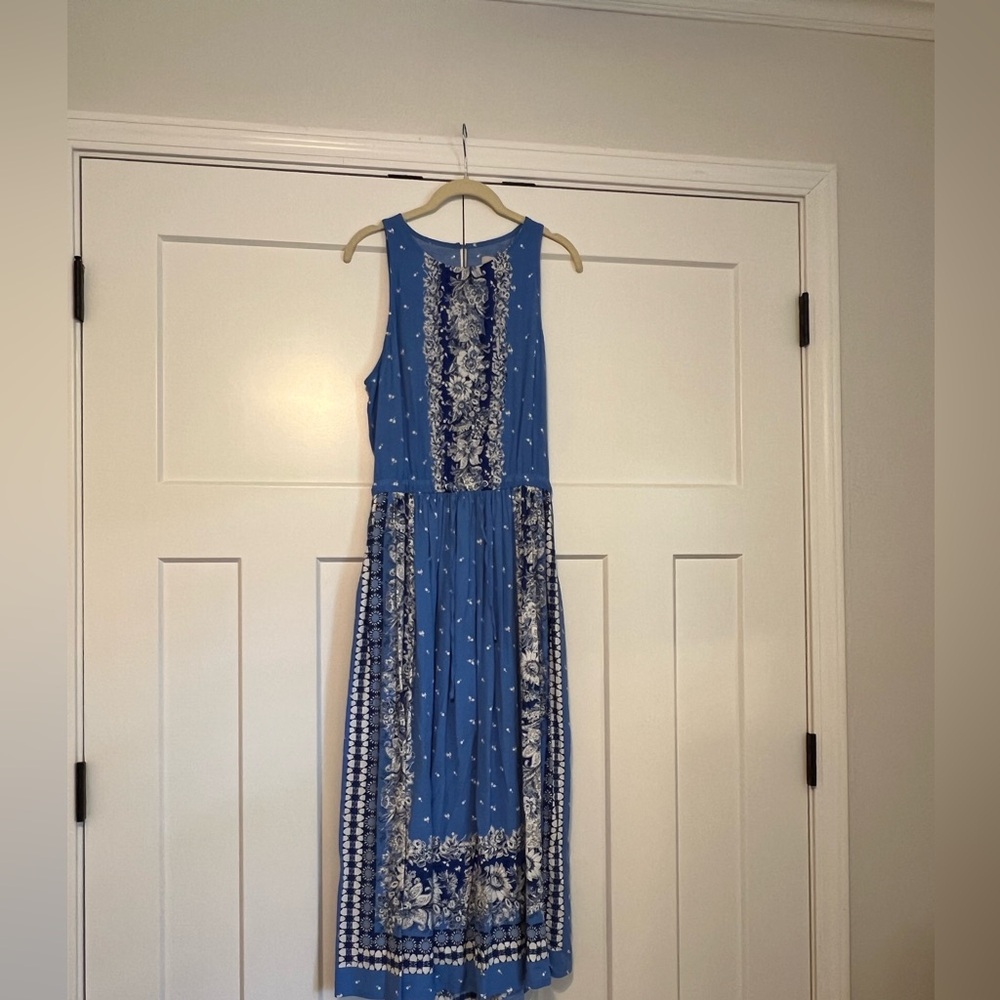 LOFT Blue and White Sleeveless Dress
